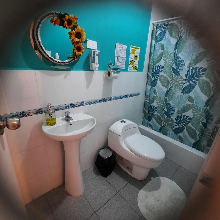 Hostal Brisa Marina ปารากัส ภายนอก รูปภาพ